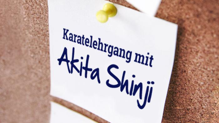 Notizzettel mit Lehrgang Akita